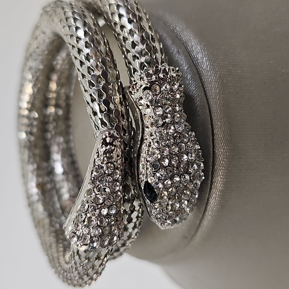 Silver Stretch‎ Black Snake Eyes Arm Bracelet